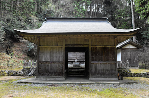 六柱神社